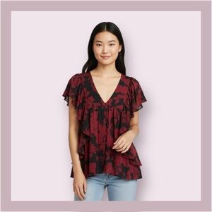 Design Lab Lord & Taylor Ruffle Blouse Size M